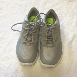 NIKE WOMEN'S ORIVE NM TRAINING Athletic Shoes S